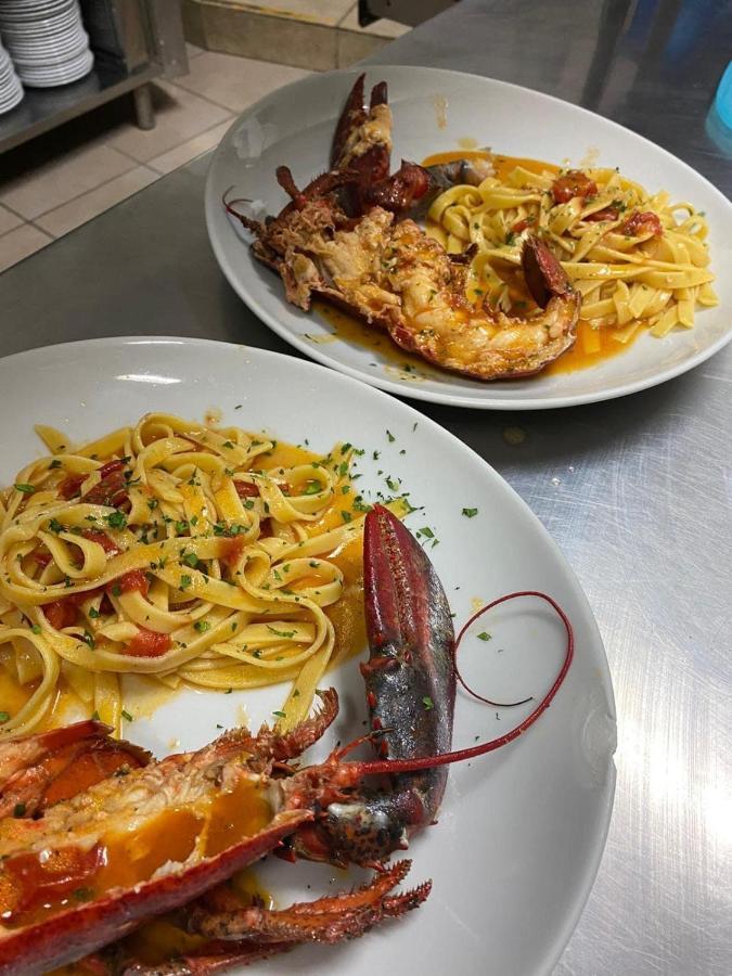 Agriturismo Tenuta La Monaca Aradeo Luaran gambar